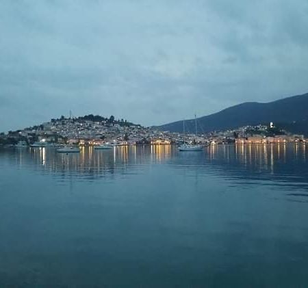 شقة Sunray Studio In Poros Poros Town المظهر الخارجي الصورة