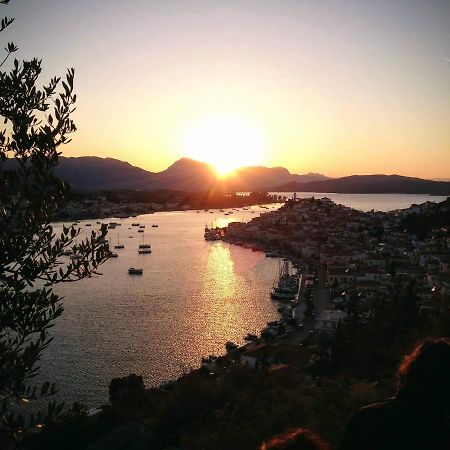 شقة Sunray Studio In Poros Poros Town المظهر الخارجي الصورة